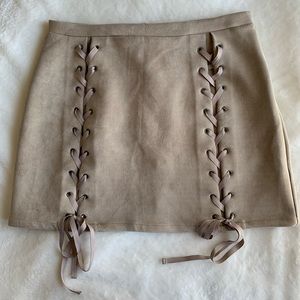 HONEY PUNCH faux suede mini skirt